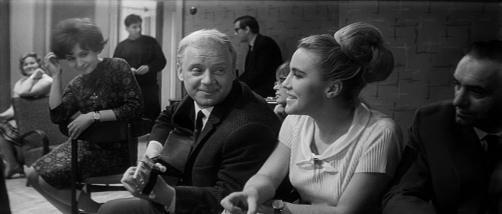 Кадр из фильма Июльский дождь Кадр из фильма Июльский дождь