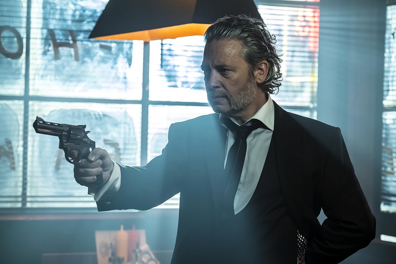 Кадр из фильма Конченая / Terminal Кадр из фильма Конченая / Terminal