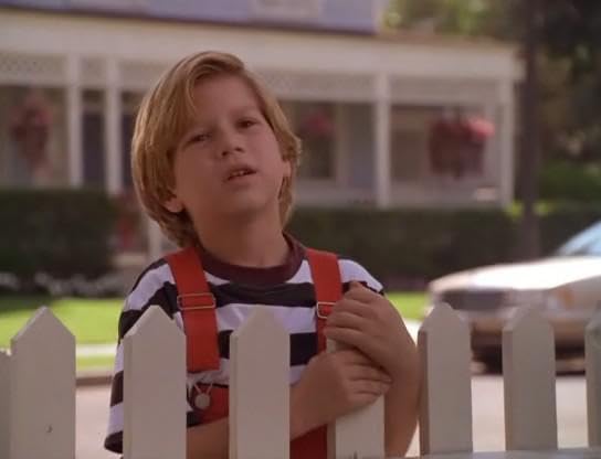 Сцена из фильма Дэннис-мучитель 2 / Dennis the Menace Strikes Again! Сцена из фильма Дэннис-мучитель 2 / Dennis the Menace Strikes Again!