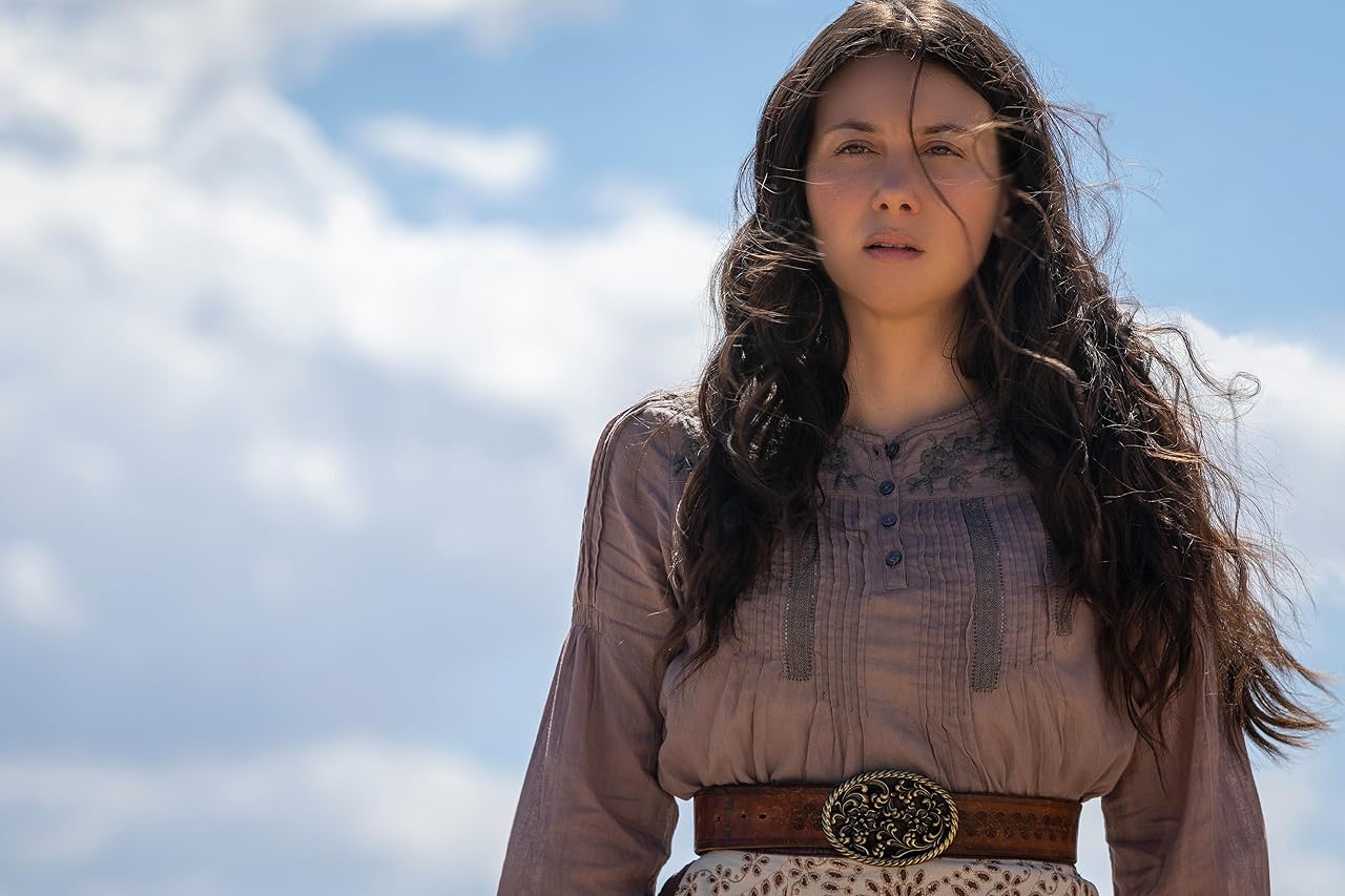 Сцена из фильма Длинные тени / Long Shadows Сцена из фильма Длинные тени / Long Shadows