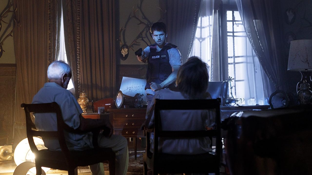 Сцена из фильма Терра Альта / Terra Alta Сцена из фильма Терра Альта / Terra Alta