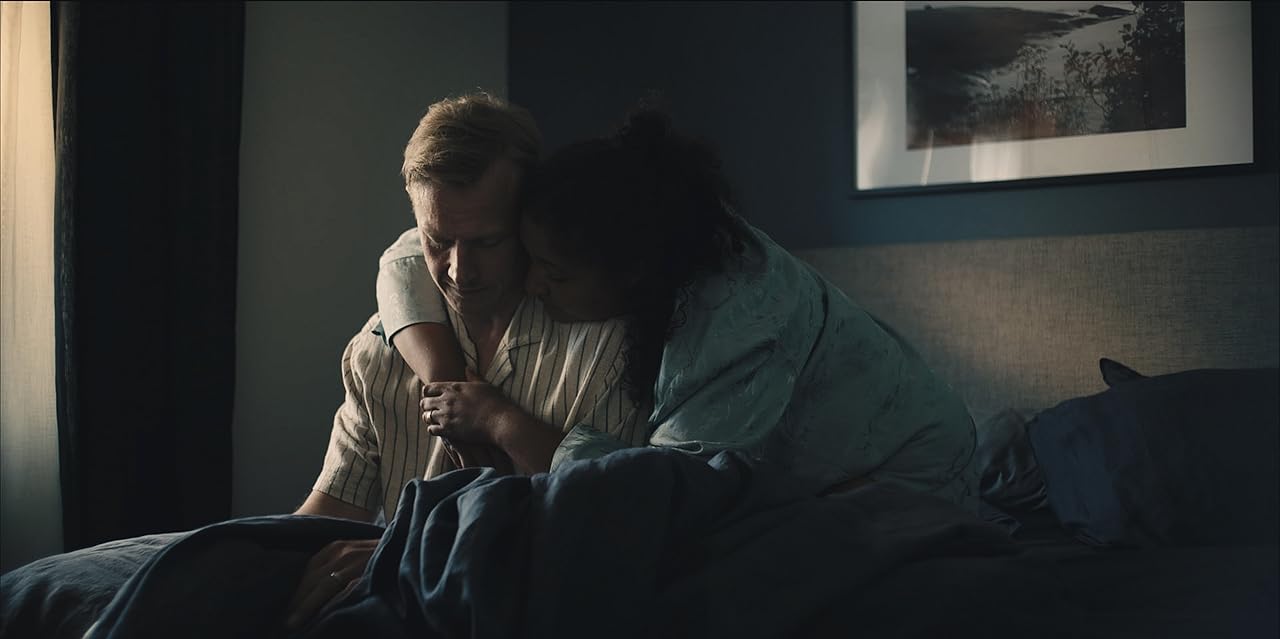 Сцена из фильма Соседский мальчишка / Pojken i grannhuset Сцена из фильма Соседский мальчишка / Pojken i grannhuset