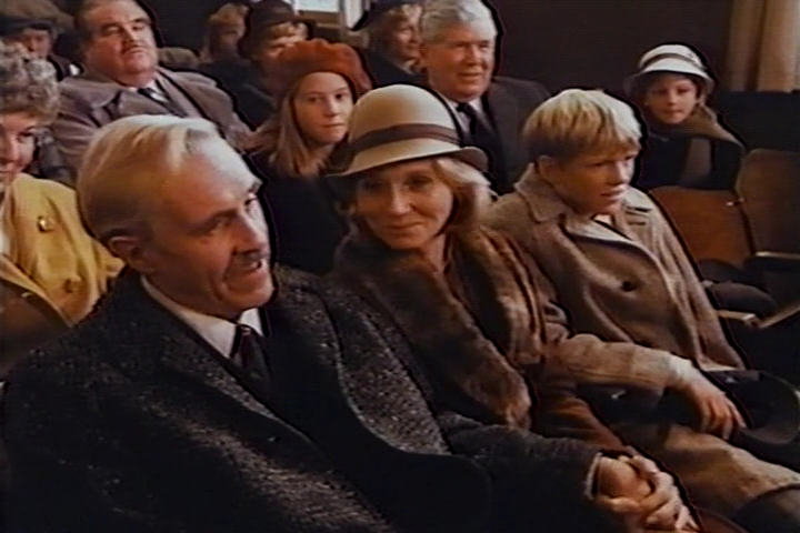 Кадр из фильма Незабываемое рождество / A Christmas to Remember Кадр из фильма Незабываемое рождество / A Christmas to Remember