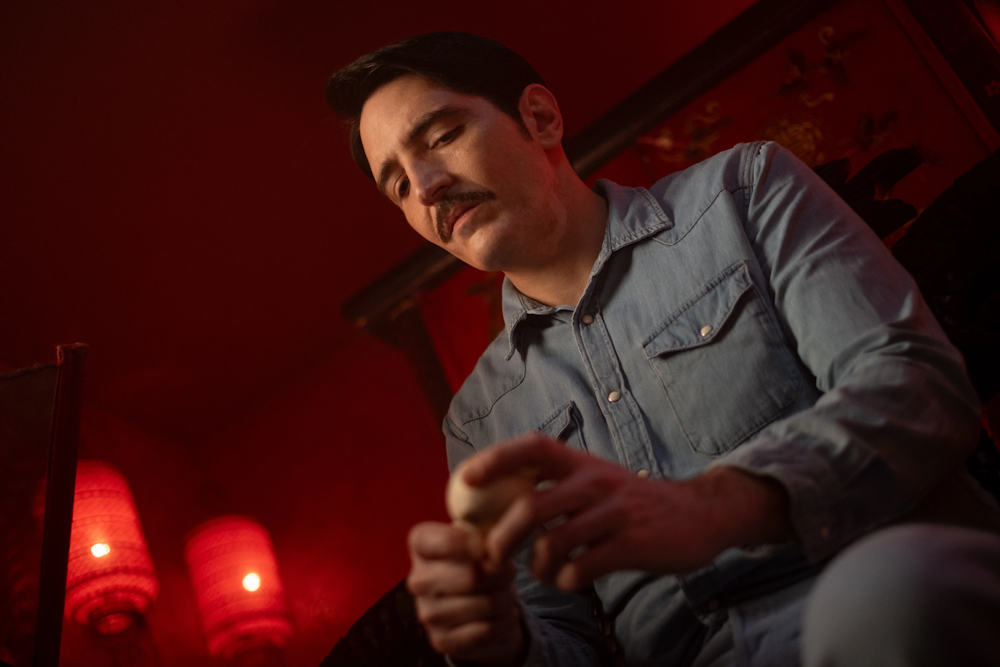 Сцена из фильма Поймать монстра / Dust Bunny Сцена из фильма Поймать монстра / Dust Bunny