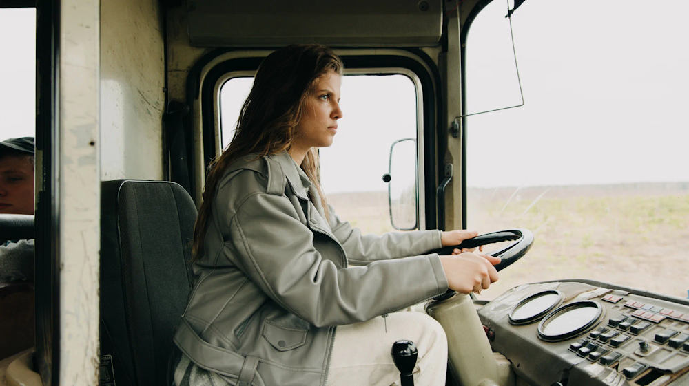 Сцена из фильма Ландыши. Такая нежная любовь Сцена из фильма Ландыши. Такая нежная любовь