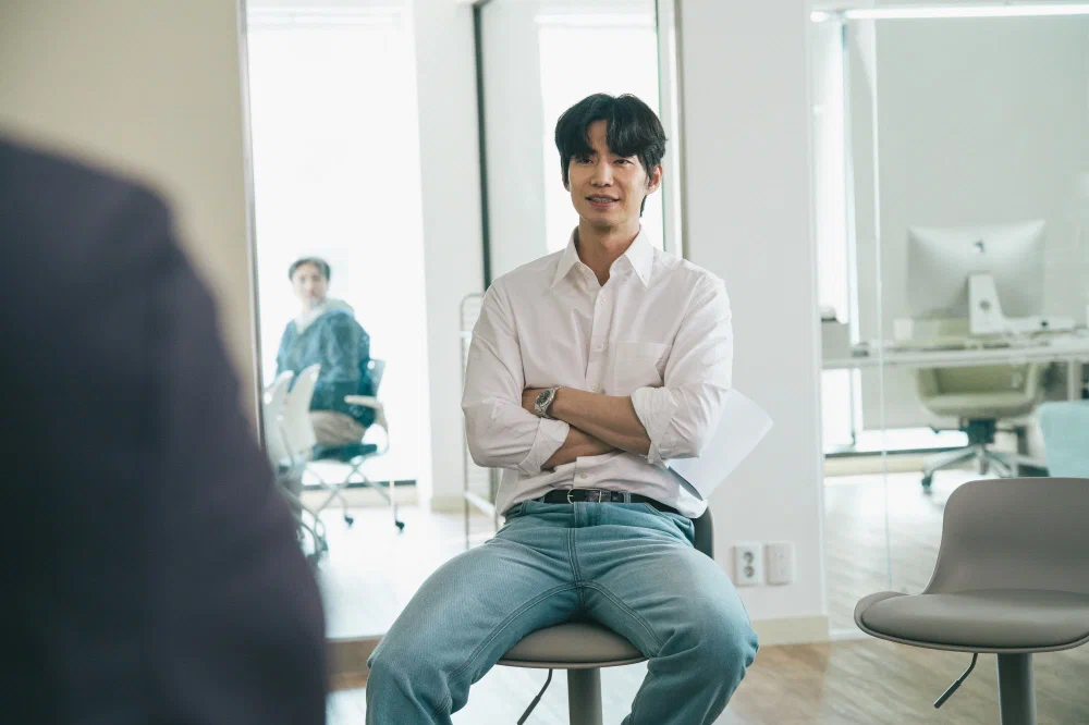 Кадр из фильма Криптоаферист / Pokrak (Crypto Man) Кадр из фильма Криптоаферист / Pokrak (Crypto Man)