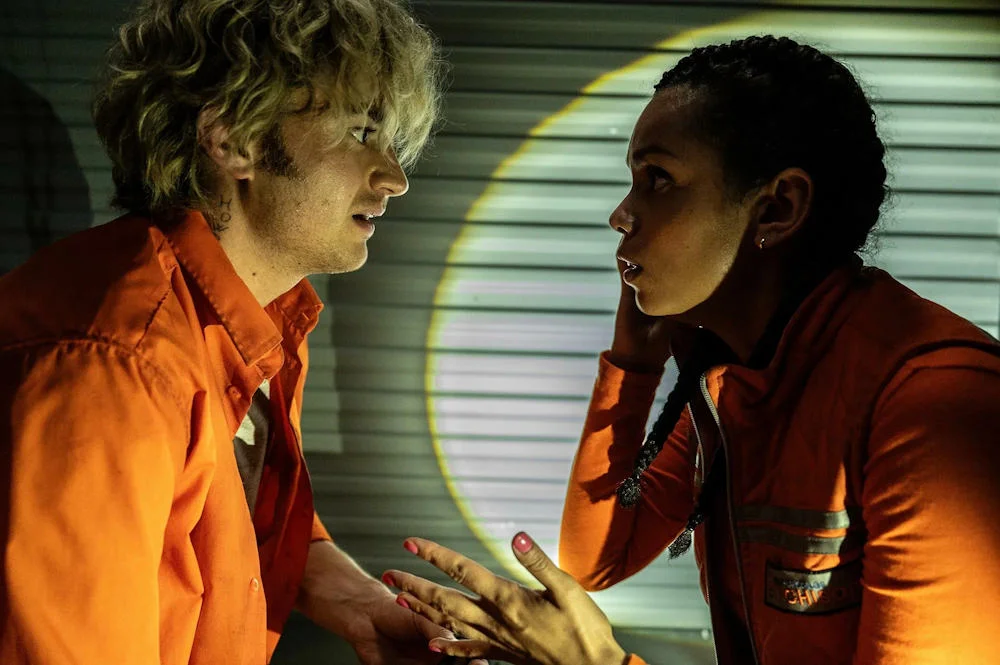 Кадр из фильма Зараза / Cold Storage Кадр из фильма Зараза / Cold Storage