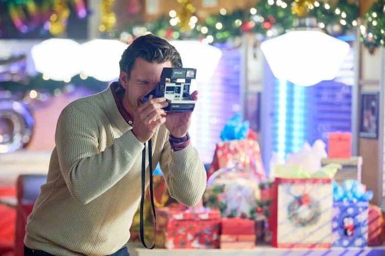 Кадр из фильма Причина Рождества / A Reason for the Season Кадр из фильма Причина Рождества / A Reason for the Season