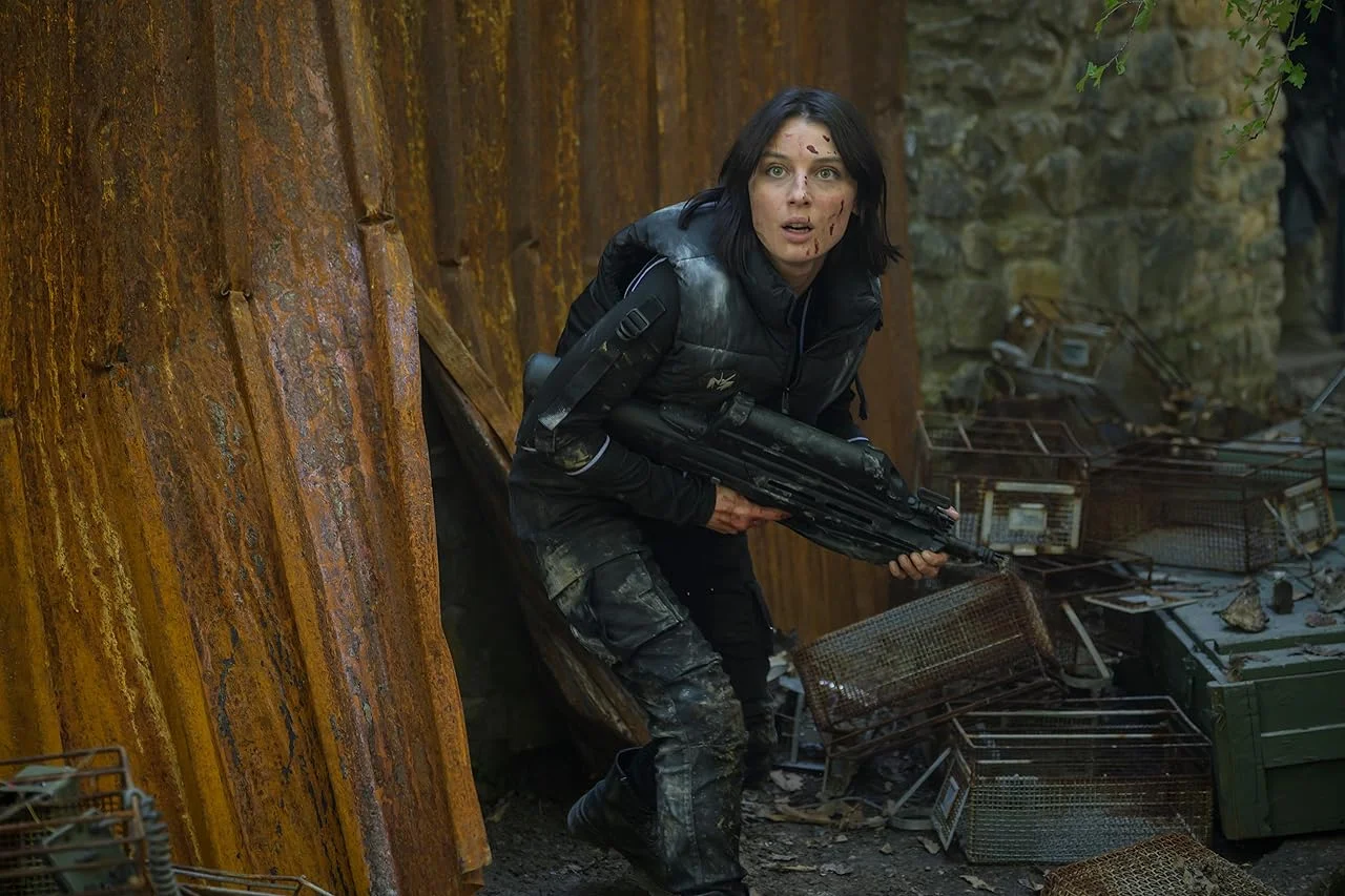 Кадр из фильма Дракон / DRAGN Кадр из фильма Дракон / DRAGN