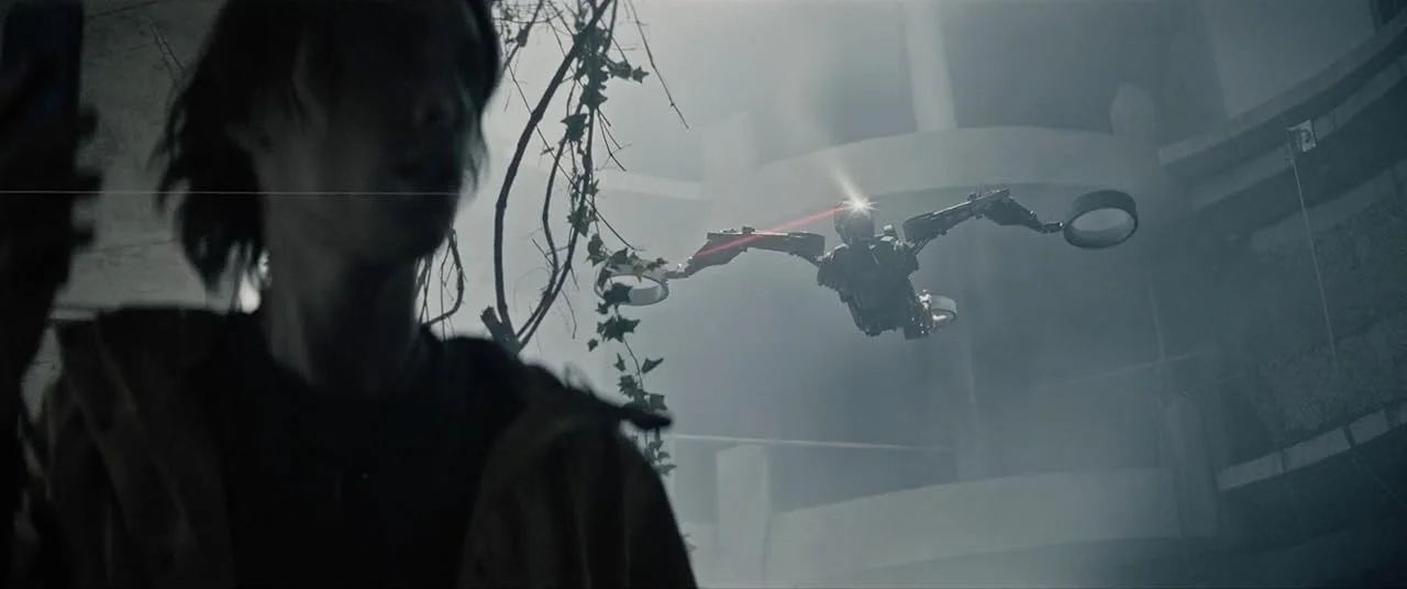 Кадр из фильма Дракон / DRAGN Кадр из фильма Дракон / DRAGN