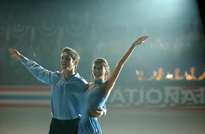 Кадр из фильма Золотой лёд 2: В погоне за золотом / The Cutting Edge: Going for the Gold Кадр из фильма Золотой лёд 2: В погоне за золотом / The Cutting Edge: Going for the Gold