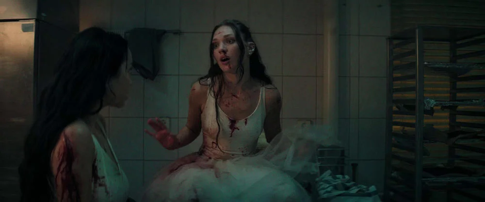 Кадр из фильма Смертельно прекрасна / Pretty Lethal Кадр из фильма Смертельно прекрасна / Pretty Lethal