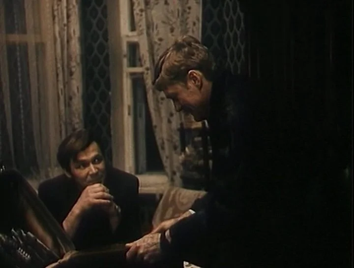 Кадр из фильма Плащаница Александра Невского Кадр из фильма Плащаница Александра Невского