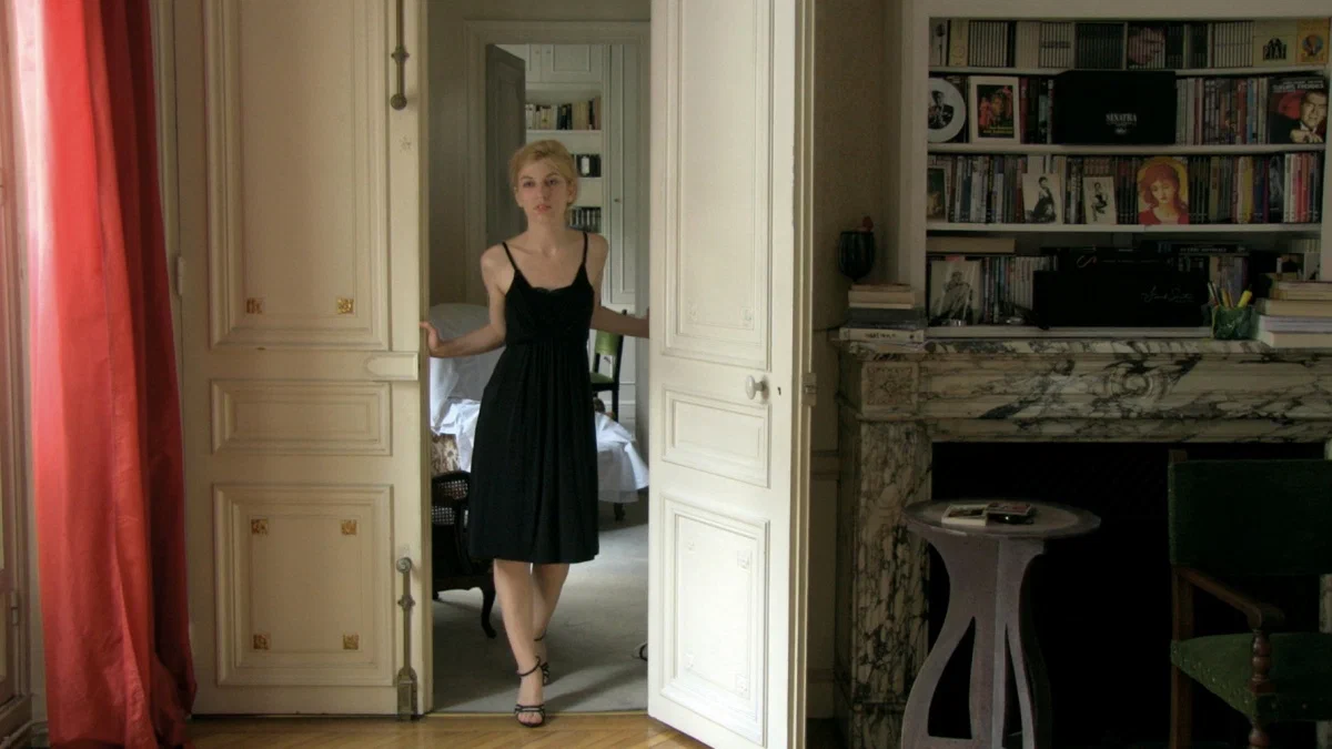 Кадр из фильма Девушка из ниоткуда / La fille de nulle part Кадр из фильма Девушка из ниоткуда / La fille de nulle part