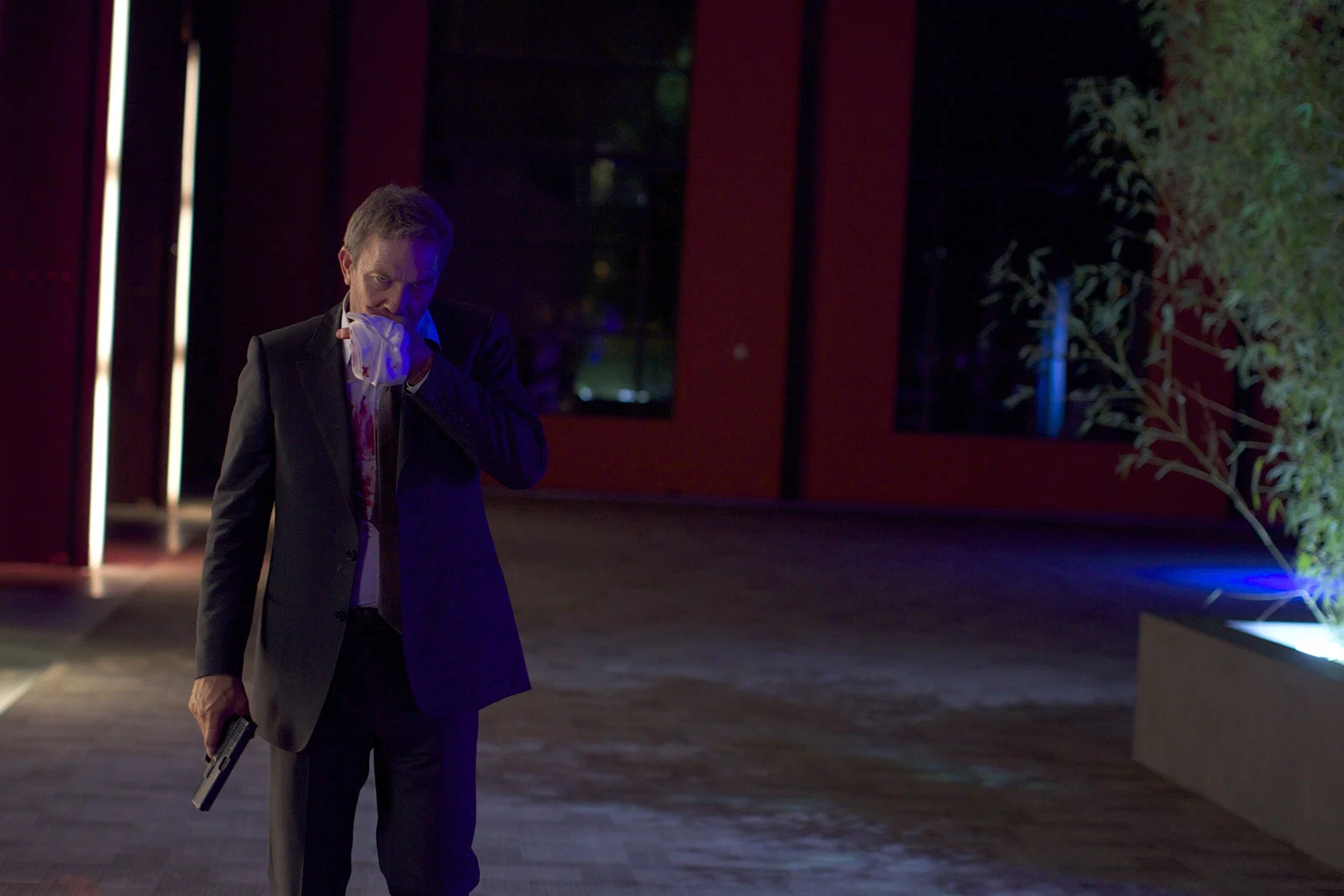 Кадр из фильма 3 дня на убийство / 3 Days to Kill Кадр из фильма 3 дня на убийство / 3 Days to Kill