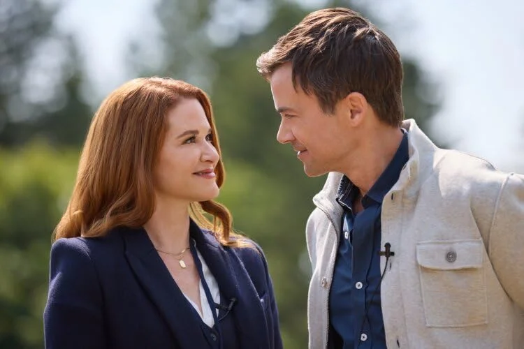 Кадр из фильма Звёзды между нами / The Stars Between Us Кадр из фильма Звёзды между нами / The Stars Between Us