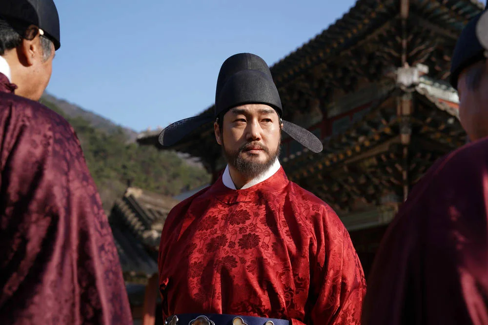 Кадр из фильма Королевский страж / Wanggwa saneun namja Кадр из фильма Королевский страж / Wanggwa saneun namja