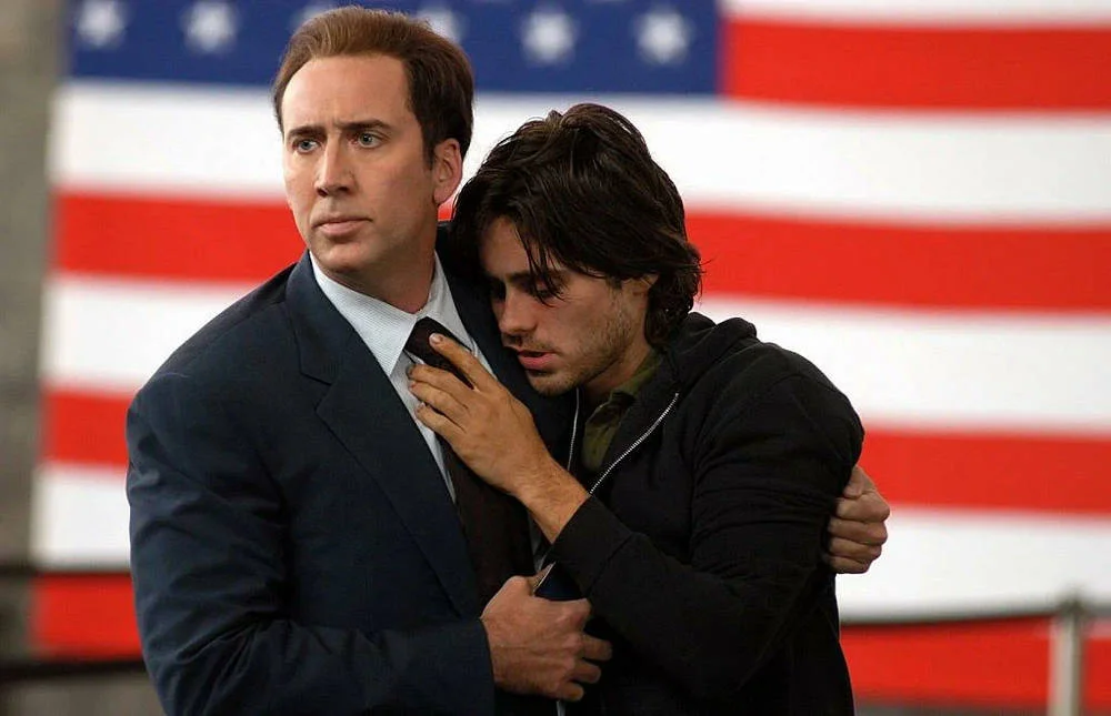 Кадр из фильма Оружейный барон / Lord of War Кадр из фильма Оружейный барон / Lord of War