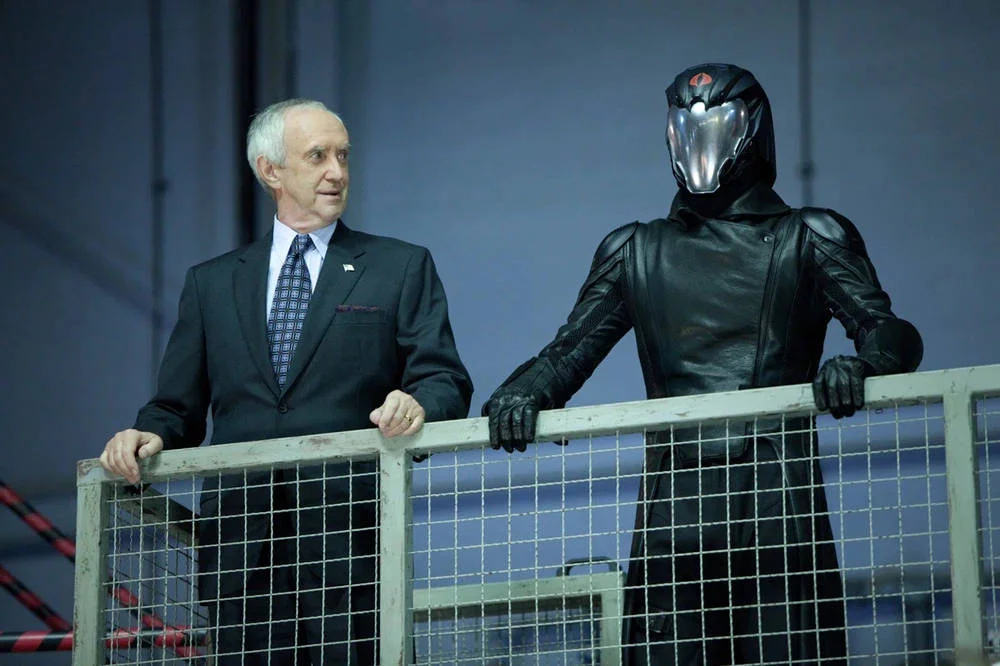 Кадр из фильма G.I. Joe: Бросок кобры 2 / G.I. Joe: Retaliation Кадр из фильма G.I. Joe: Бросок кобры 2 / G.I. Joe: Retaliation