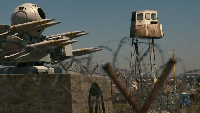 Кадр из фильма Район №9 / District 9 Кадр из фильма Район №9 / District 9