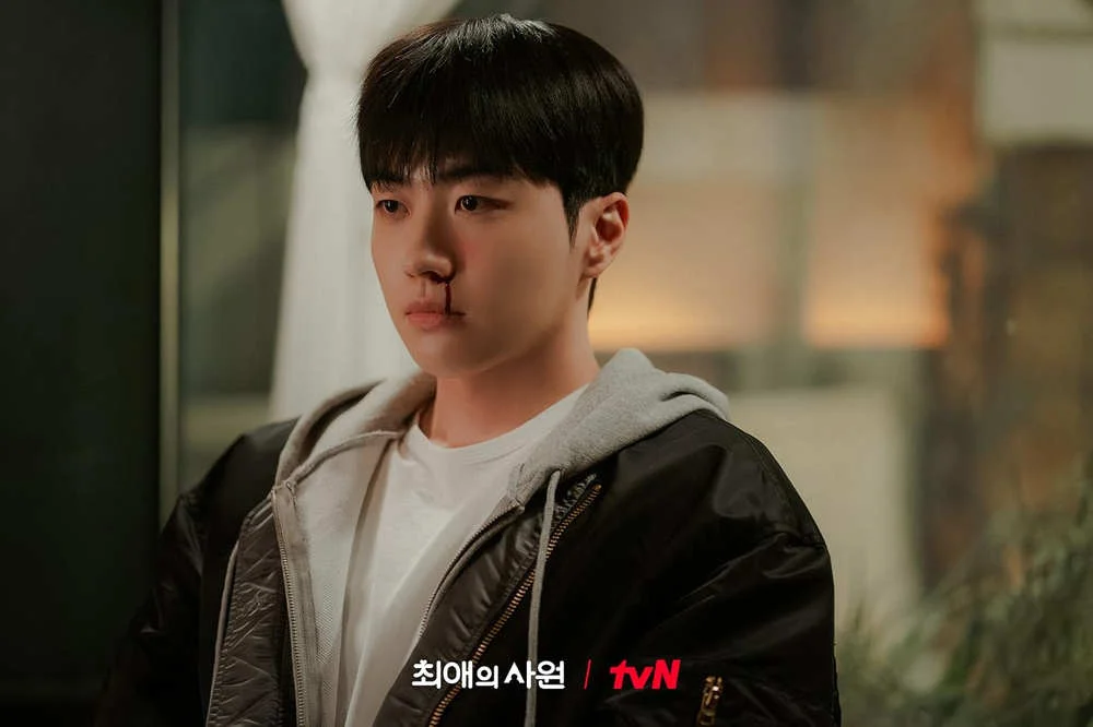 Сцена из фильма Любимая сотрудница / My Bias, My Boss (Choeaeui sawon) Сцена из фильма Любимая сотрудница / My Bias, My Boss (Choeaeui sawon)