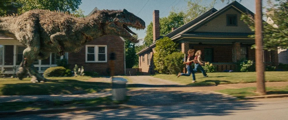 Сцена из фильма На краю Оук-стрит / The End of Oak Street Сцена из фильма На краю Оук-стрит / The End of Oak Street