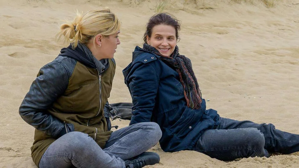 Кадр из фильма Между двумя мирами / Between Two Worlds Кадр из фильма Между двумя мирами / Between Two Worlds