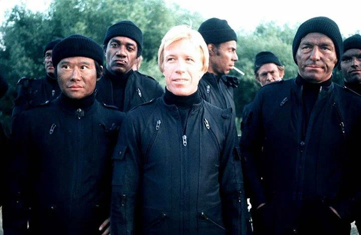 Кадр из фильма Чёрные тигры / Good Guys Wear Black Кадр из фильма Чёрные тигры / Good Guys Wear Black
