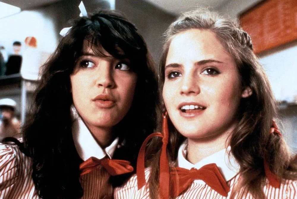 Кадр из фильма Беспечные времена в «Риджмонт Хай» / Fast Times at Ridgemont High Кадр из фильма Беспечные времена в «Риджмонт Хай» / Fast Times at Ridgemont High