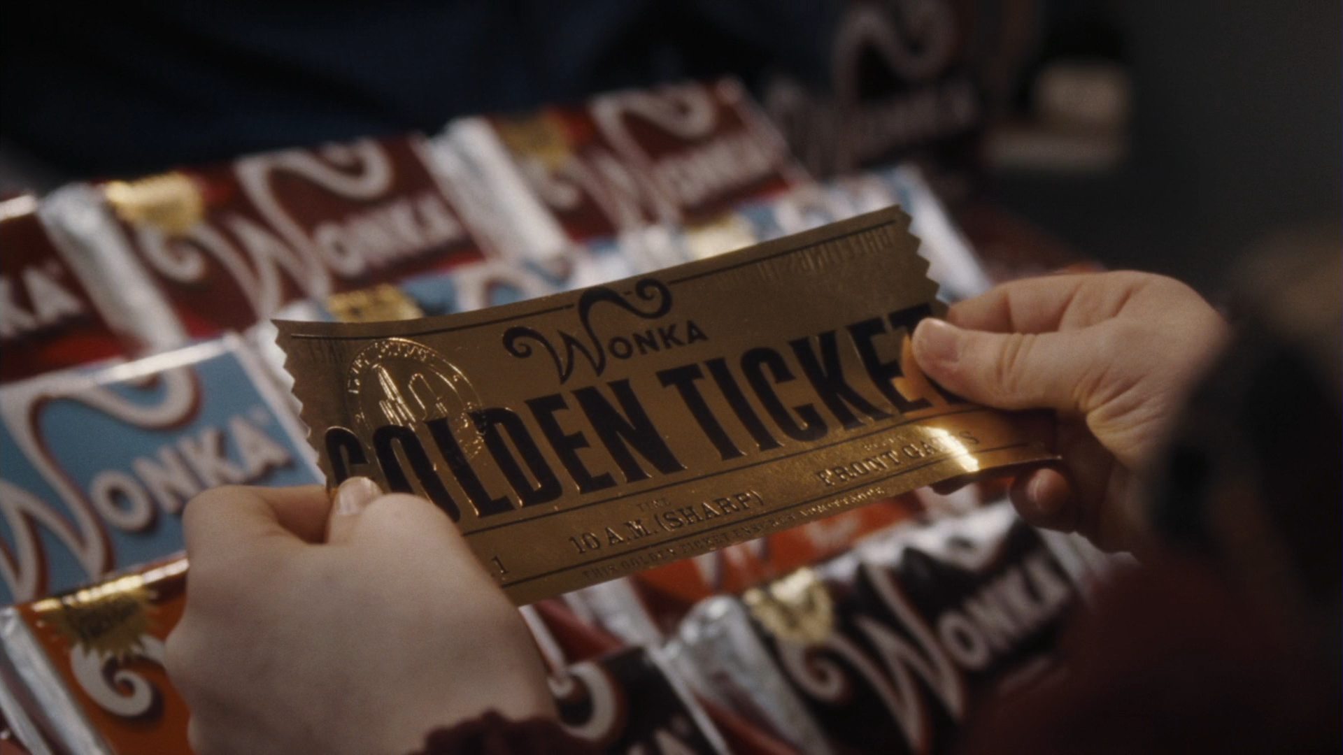 Чарли и шоколадная фабрика билеты. Золотой билет Чарли и шоколадная фабрика. Шоколад Wonka Golden ticket.