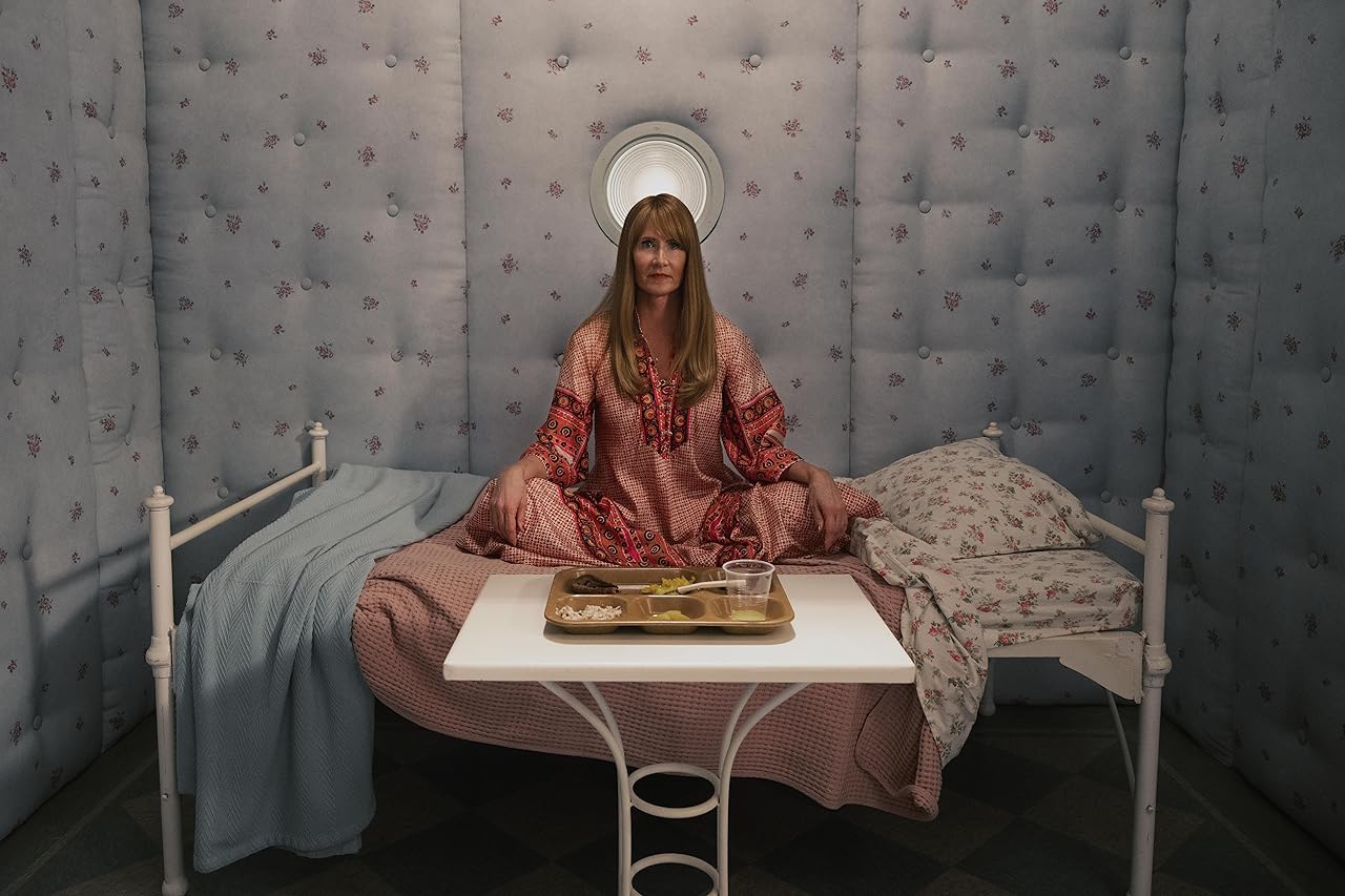 Сцена из фильма Палм-Рояль / Palm Royale Сцена из фильма Палм-Рояль / Palm Royale